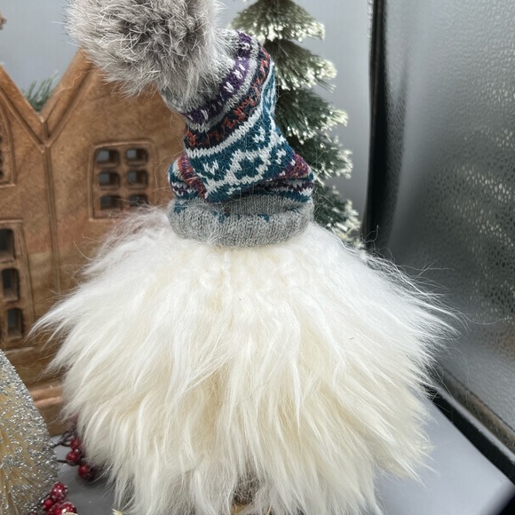 Gnome Tomte Nordic Mystical Folklore Figurine Sheepskin Rabbit Fur Wool - Picture 4 of 6